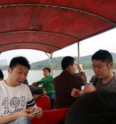 武汉网站制作的市场行情如何？如何找到合适的制作团队？