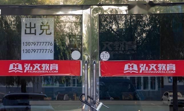 SEO从业者如何成功转型（应对行业变革，迈向新的职业生涯）